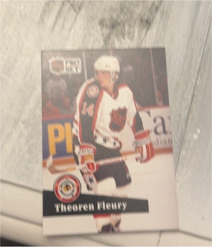 1991-92 Pro Set #274 Theoren Fleury — front
