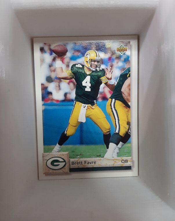 1991 Upper Deck #4 Brett Favre — front