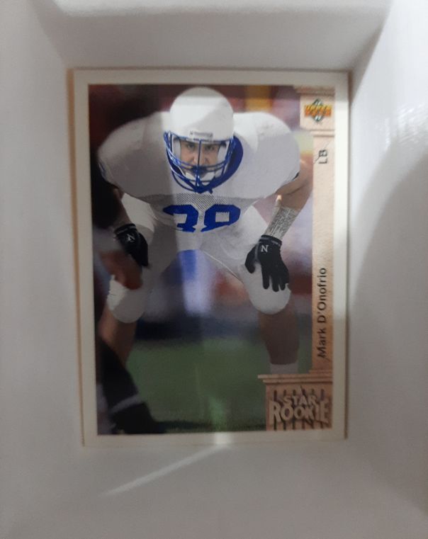 1991 Upper Deck #LB Mark D'Onofrio — front
