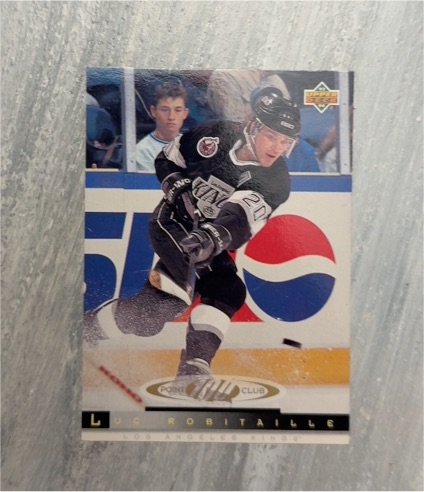 1993 Upper Deck #L1 Luc Robitaille — front
