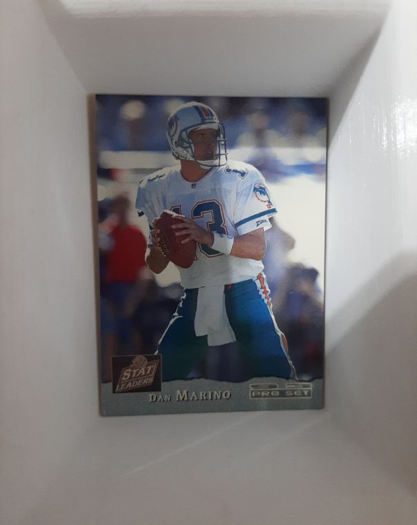 1991 Pro Set Stat Leaders Dan Marino — front
