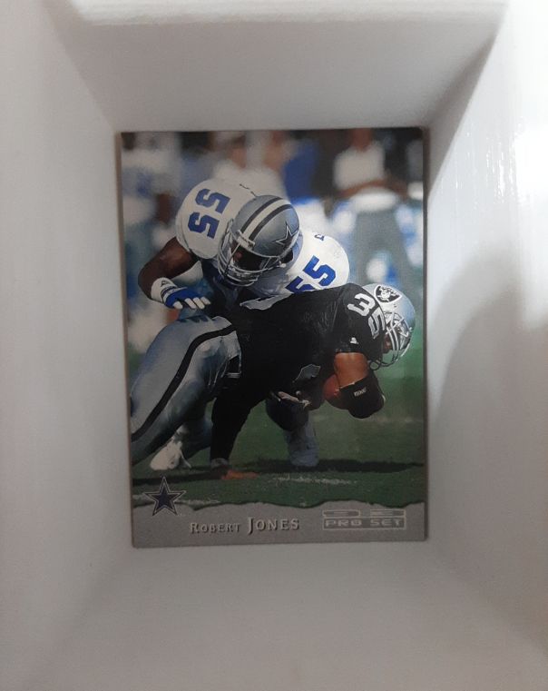 1991 Pro Set #55 Robert Jones — front