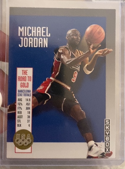1992 Skybox #9 Michael Jordan — front