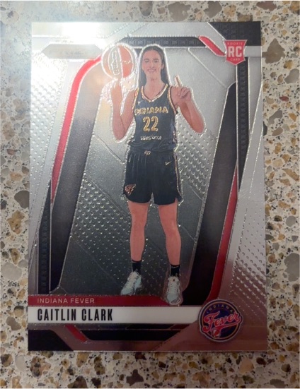 2023 Panini WNBA Prizm #22 Caitlin Clark — front