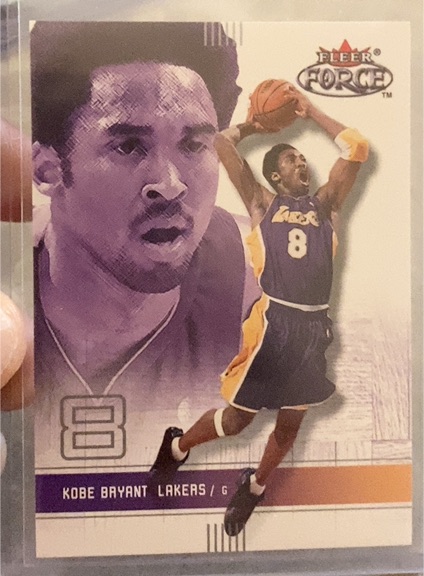 1996 Fleer Force #8 Kobe Bryant — front