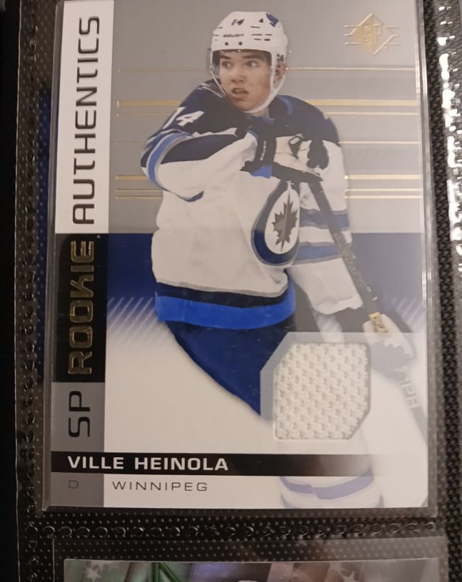 2019-20 Upper Deck SP Rookie Authentics #132 Ville Heinola — front