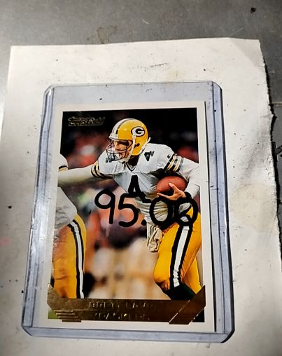 1993 Topps #250 Brett Favre — front