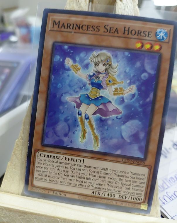 2020 Yu-Gi-Oh! LED9-EN038 Marincess Sea Horse — front