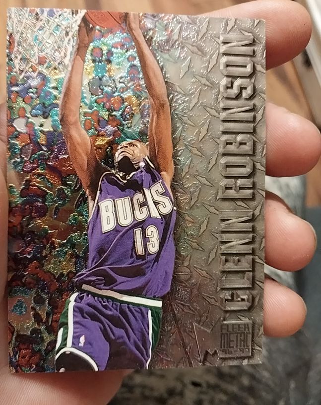 1996-97 Fleer Metal #57 Glenn Robinson — front