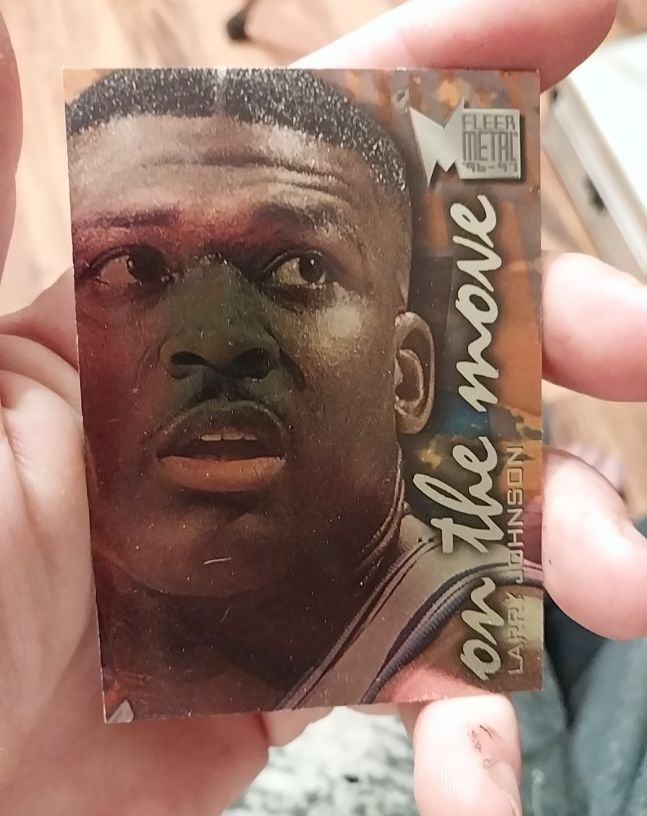 1996-97 Fleer Metal #115 Larry Johnson — front
