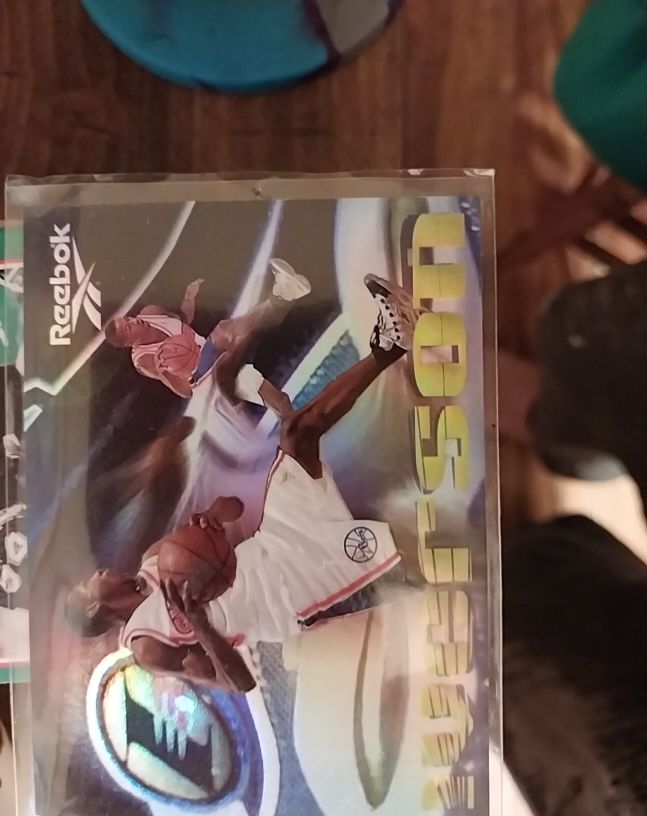 1997 Skybox Reebok #NNO Allen Iverson Chase Embossed Foil — front
