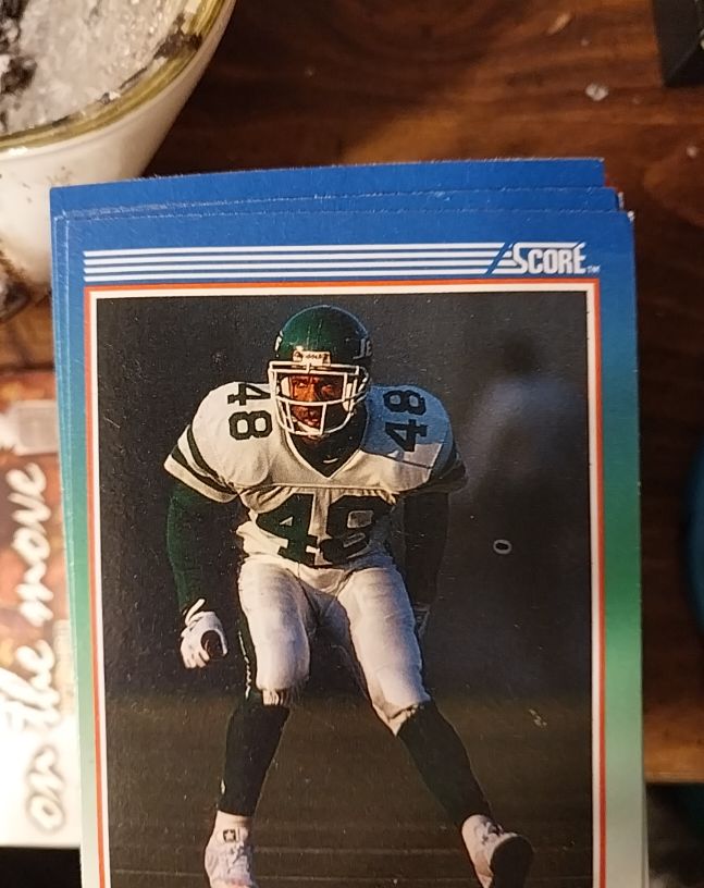 1990 Score #39 Fred Marion — front