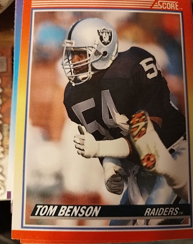 1990 Score #223 Tom Benson Los Angeles Raiders Rookie — front