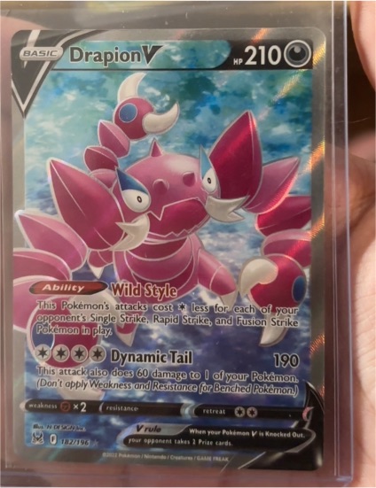 2022 Pokémon Lost Origin #182 Drapion V — front