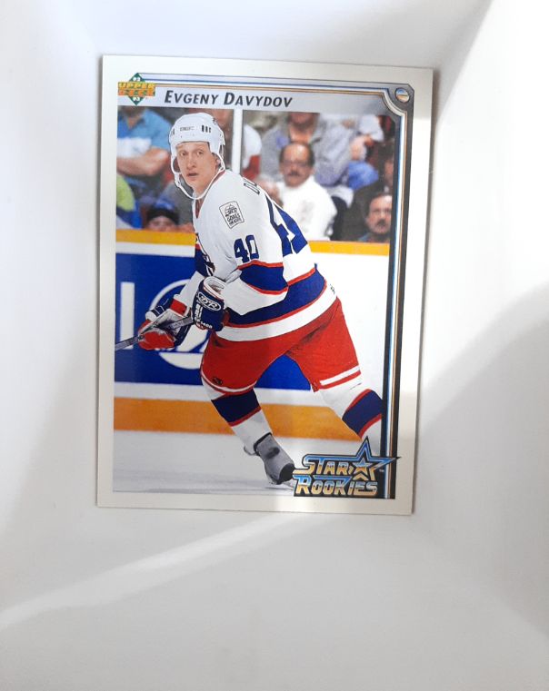 1992-93 Upper Deck #420 Evgeny Davydov — front