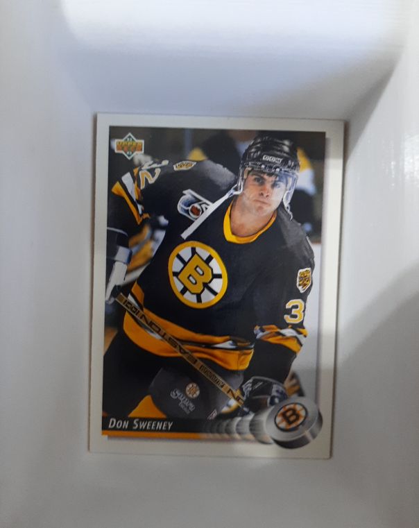 1992 Upper Deck #391 Don Sweeney — front
