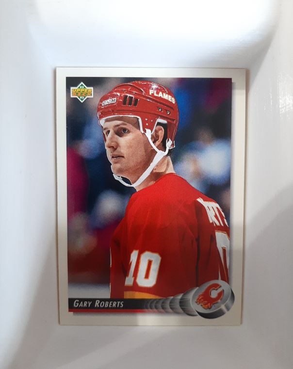 1992-93 Upper Deck #289 Gary Roberts — front