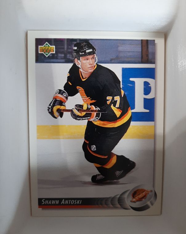 1992-93 Upper Deck #81 Shawn Antoski — front