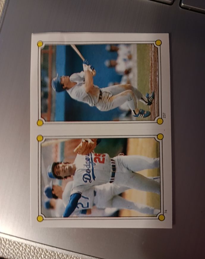 1987 Topps Stickers #74 / 237 Mariano Duncan / Scott Fletcher — front