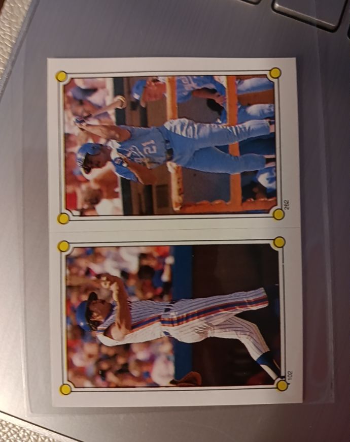 1987 Topps Stickers #102 Keith Hernandez — front