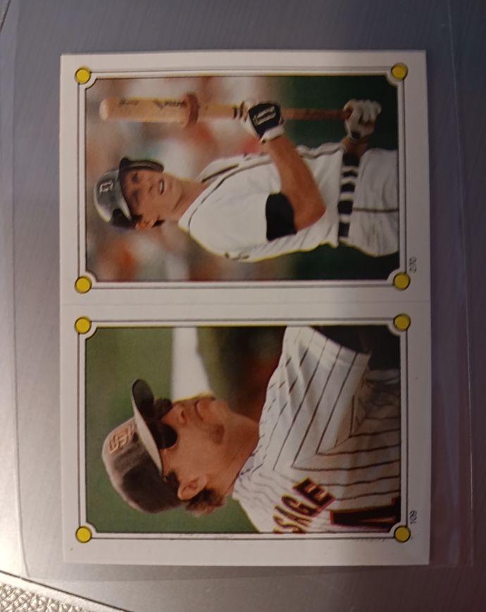 1987 O-Pee-Chee Stickers #285 Ron Hassey — front