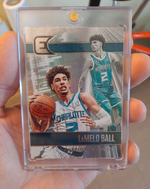 2021-22 Panini Chronicles Essentials #309 LaMelo Ball — front