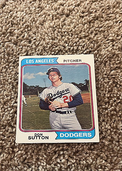 1974 Topps #220 Don Sutton — front