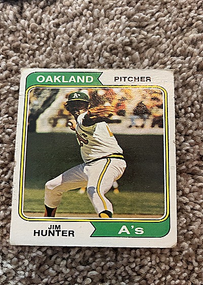 1974 Topps #7 Jim Hunter — front