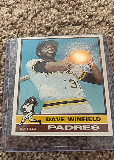 1976 Topps #160 Dave Winfield — front