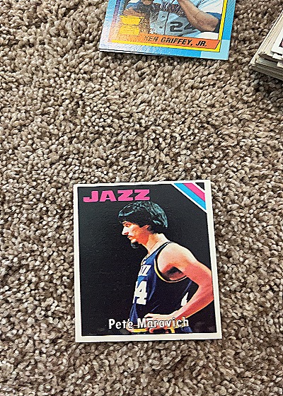 1975 Topps #75 Pete Maravich — front