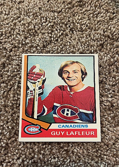 1974-75 Topps #232 Guy Lafleur — front