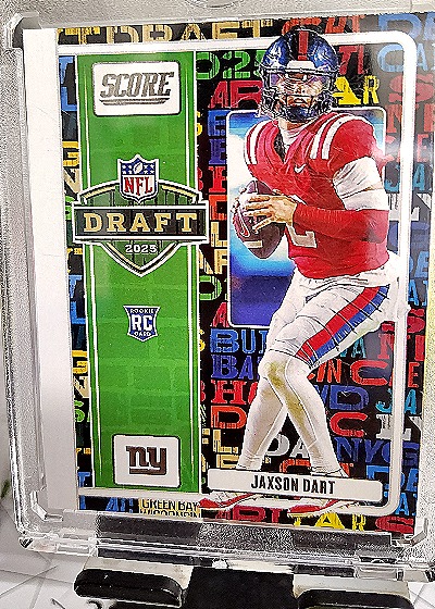 2025 Panini Score NFL Draft #18 Jaxson Dart Rookie — front