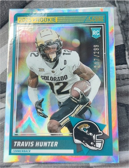 2025 Panini Score #20 Travis Hunter — front
