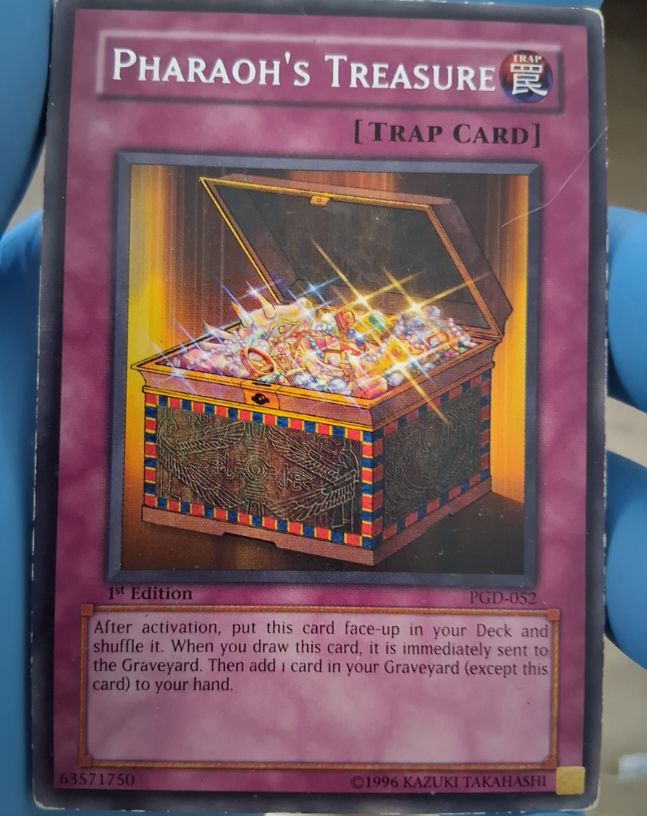 1996 Yu-Gi-Oh! PGD-052 Pharaoh's Treasure — front
