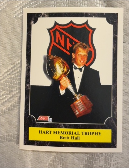 1991-92 Score Canadian #318 Brett Hull Hart Memorial Trophy — front