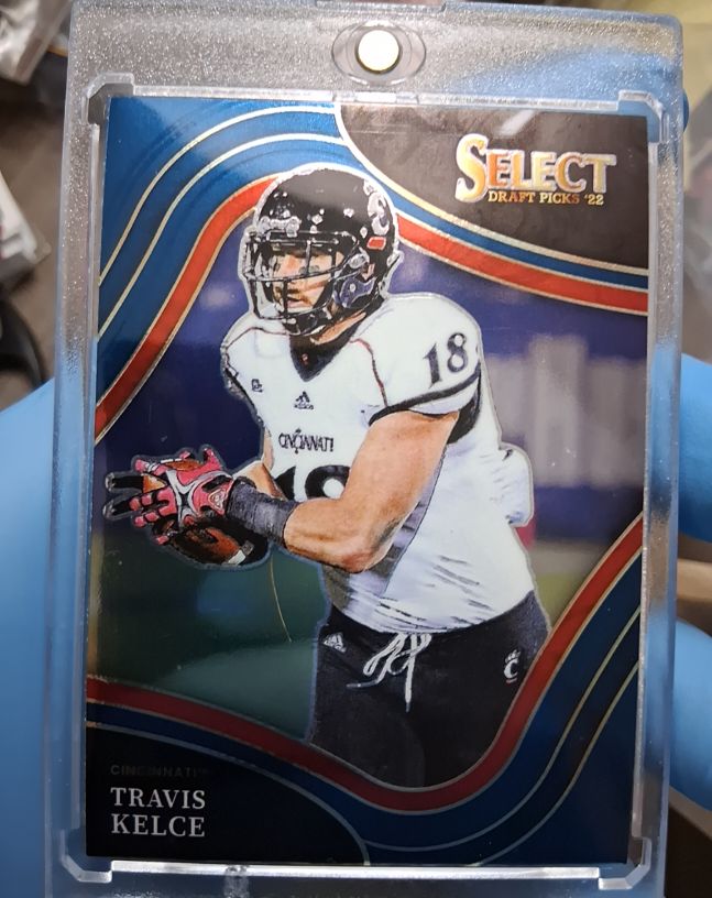 2022 Panini Select Draft Picks Field Level Blue #128 Travis Kelce — front