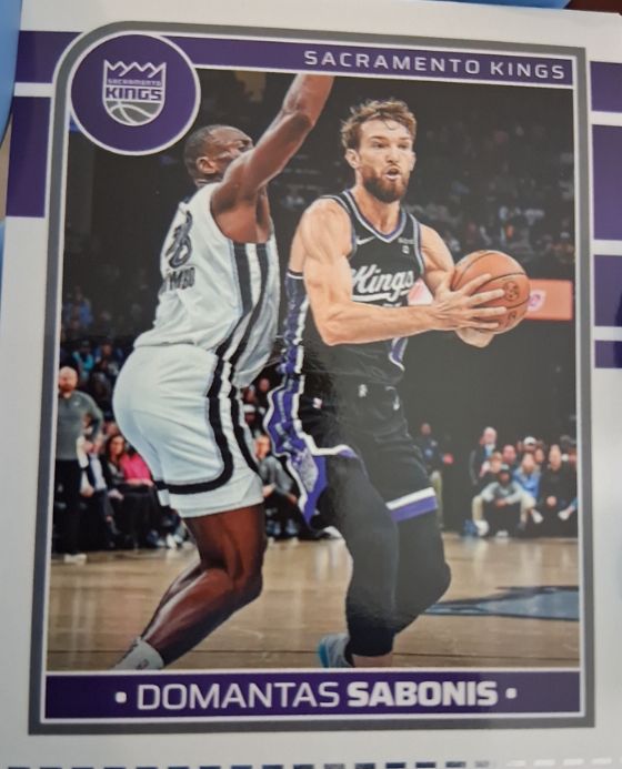 2024-25 Panini Hoops #209 Domantas Sabonis Sacramento Kings — front