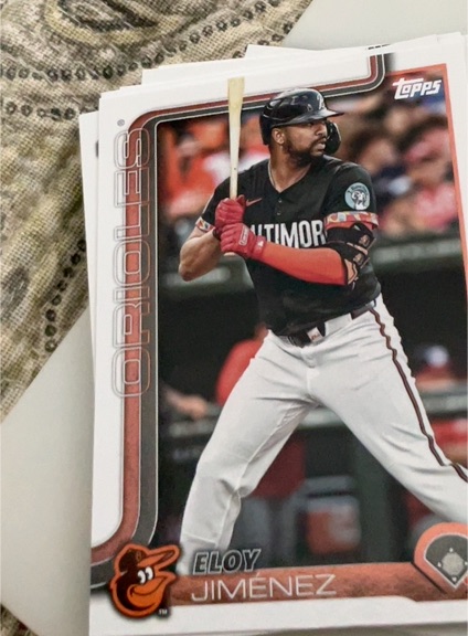 2025 Topps #90 Eloy Jiménez — front