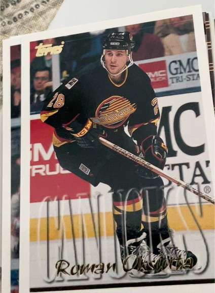 1995-96 Topps #317 Roman Oksiuta — front