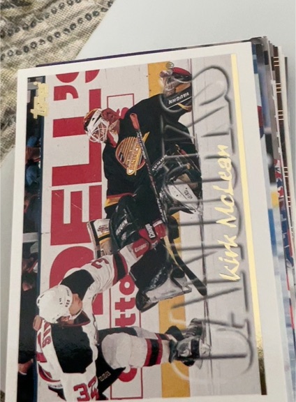 1995-96 Topps #277 Kirk McLean — front