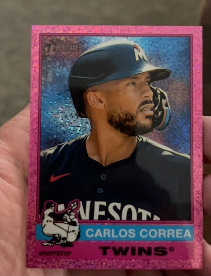 2025 Topps Heritage #251 Carlos Correa — front