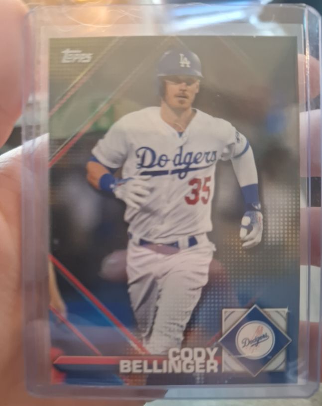 2020 Topps Opening Day Sticker Preview #SP-8 Cody Bellinger — front