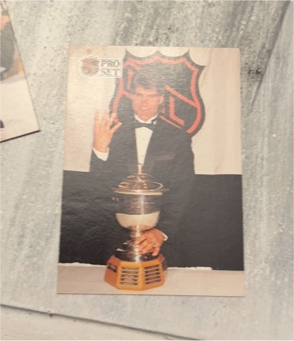 1991-92 Pro Set #322 Ray Bourque — front