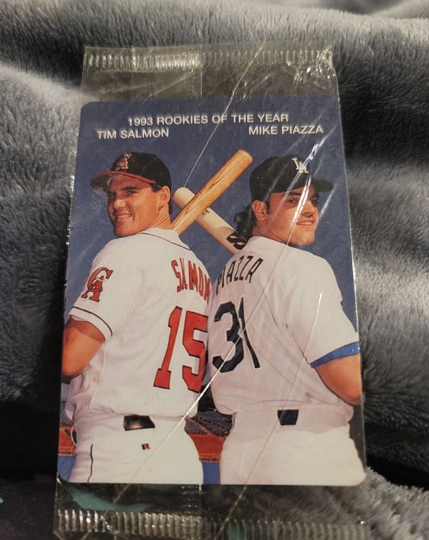 1993 Mother's Cookies Rookies of the Year #4 Tim Salmon / Mike Piazza — front