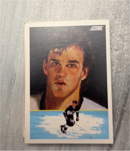 1991-92 Score Canadian English #375 Luc Robitaille — front