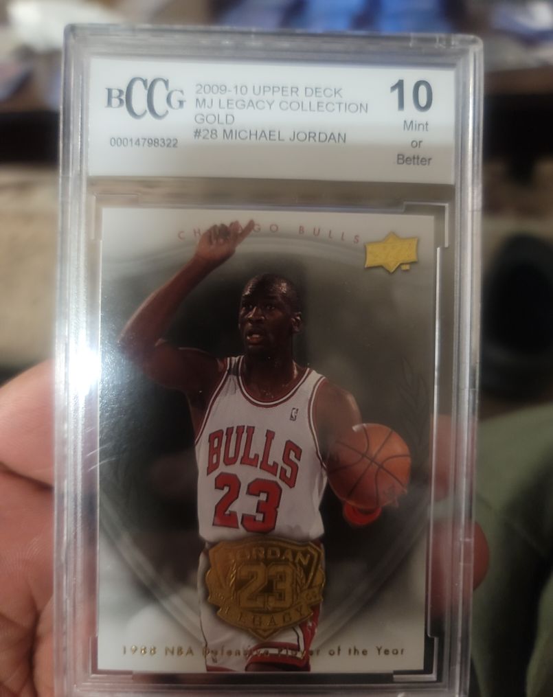 2009-10 Upper Deck MJ Legacy Collection Gold #28 Michael Jordan — front