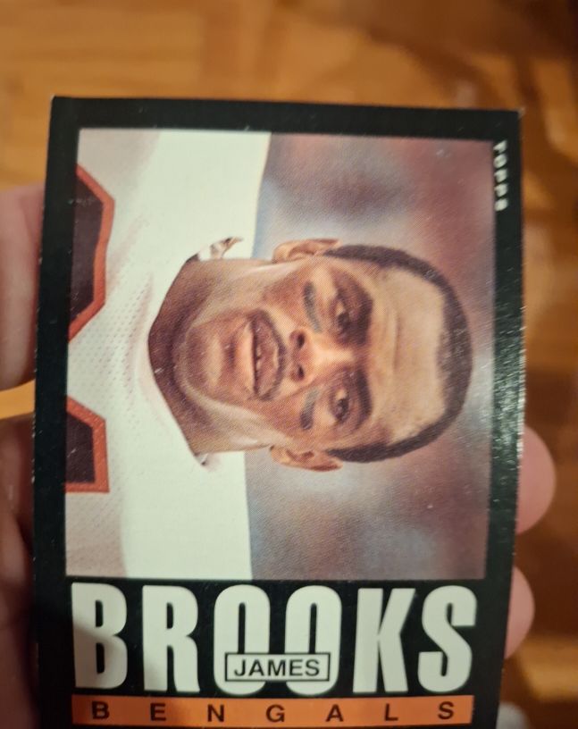 1985 Topps #213 James Brooks — front