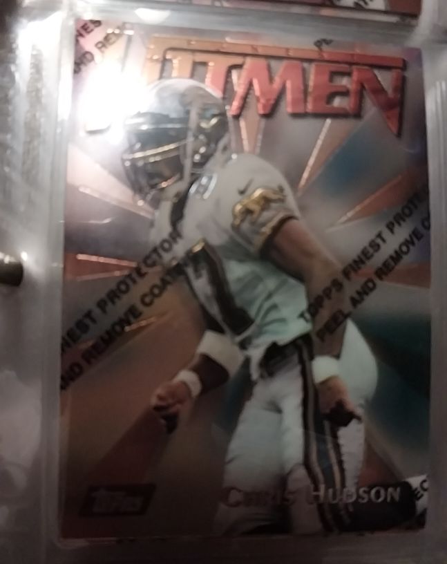 1997 Topps Finest Hitmen #4 Chris Hudson — front
