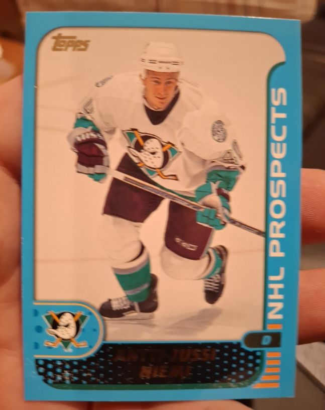 2001-02 Topps O-Pee-Chee #301 Antti-Jussi Niemi Anaheim Mighty Ducks — front
