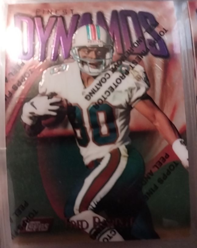 1997 Topps Finest Dynamos #30 Michael Irvin — front